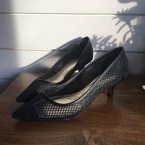 KITTEN HEELS TRENDING